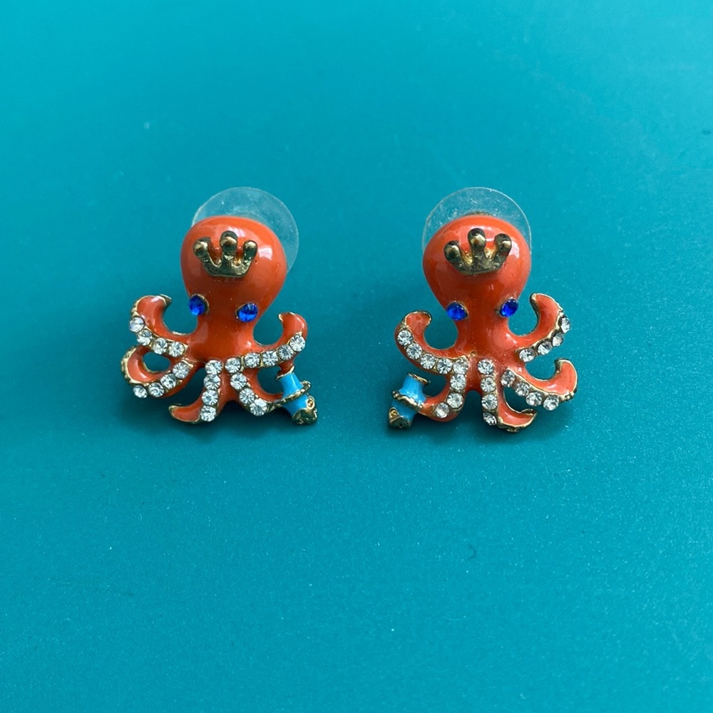 Octopus Studs